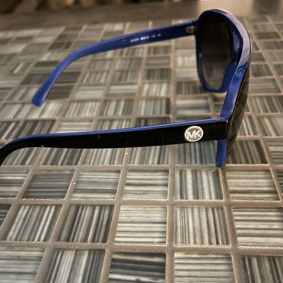 Michael Kors Sunglasses - Picture 4 of 4